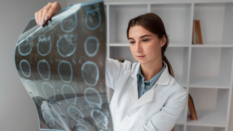 Вебинар по неврологии «Персонализированная терапия демиелинизирующих заболеваний» по использованию в практике клинических рекомендаций по диагностике и лечению заболеваний нервной системы