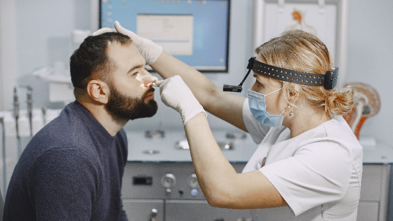 Школа «Клинические особенности течения гнойно-воспалительной патологии околоносовых пазух и их осложнений.  Вопросы дифференциальной диагностики. Комплексный подход к терапии. Российские и международные клинические рекомендации по лечению острого и хронического синусита. Современные возможности функциональной эндоскопической ринохирургии. Особенности послеоперационного ведения пациентов»